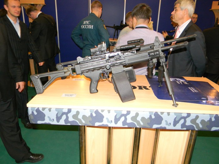 Các sản phẩm, trang - thiết bị cá nhân phục vụ lực lượng an ninh - quốc phòng được trưng bày tại Triển lãm an ninh Interpolitex 2012 đang được tổ chức tại Nga.